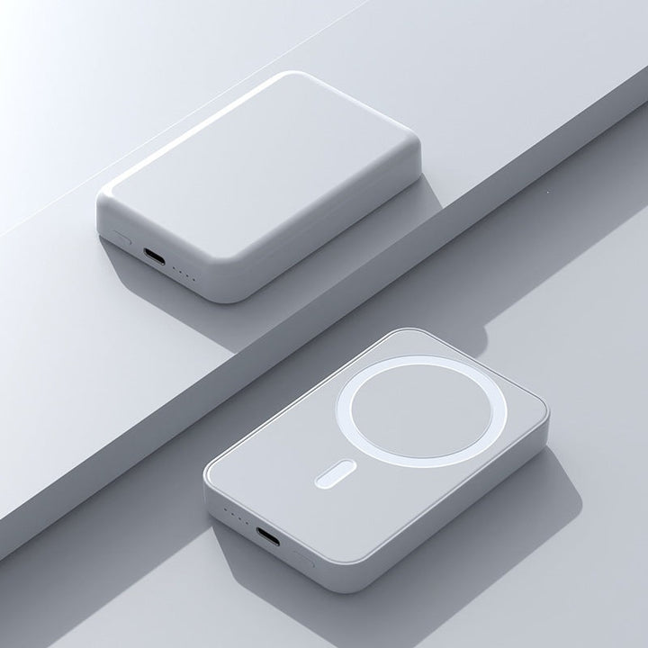 Magnetic power bank with innovative wireless charging function Kalsten