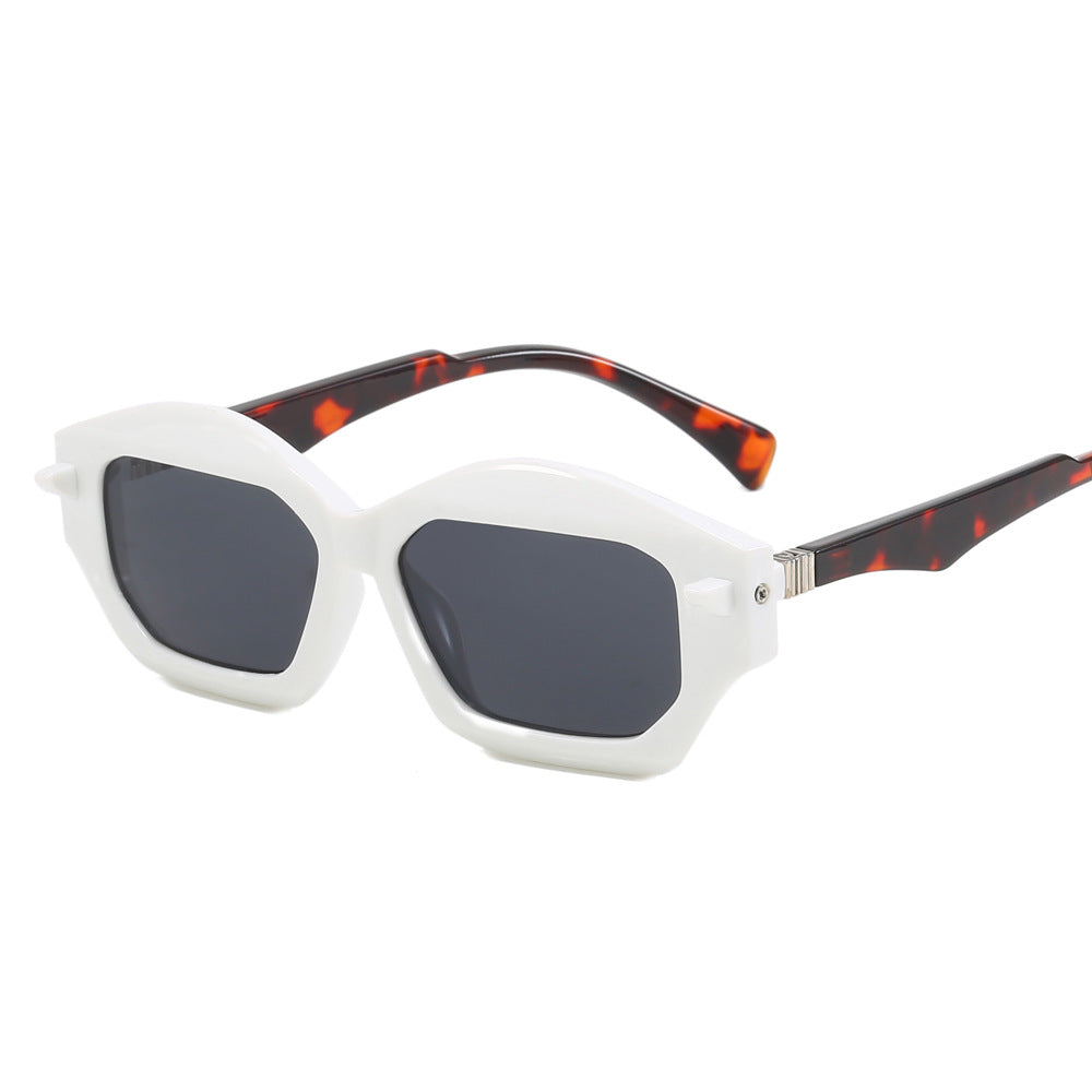 Women's Modernist Sunglasses with Eye-Catching Frame Kalsten