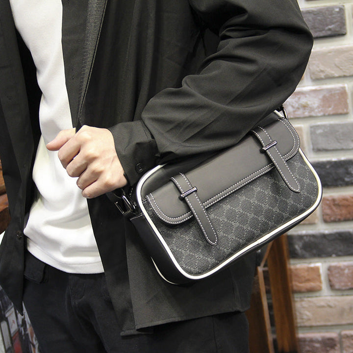 Versatile crossbody bag with durable exterior material Kalsten