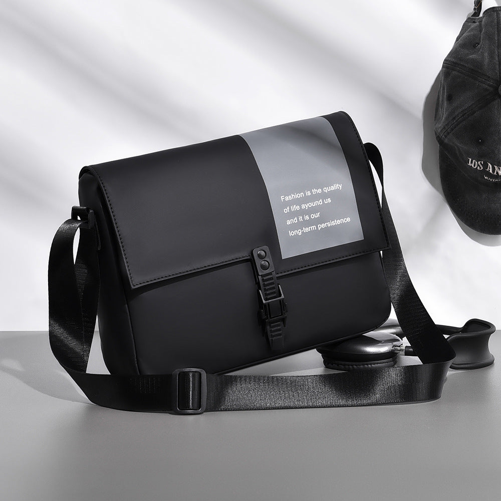 Elegant Shoulder Bag with Adjustable Strap Kalsten