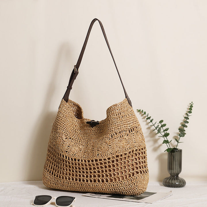 Hand-knotted shopper bag with trendy mesh design Kalsten