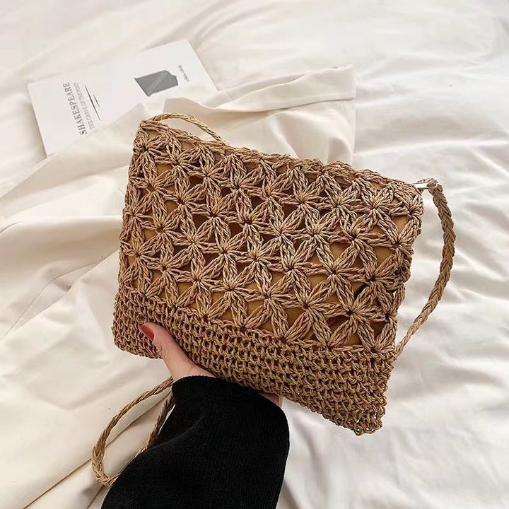 Crocheted Shoulder Bag Made of Natural Material Kalsten