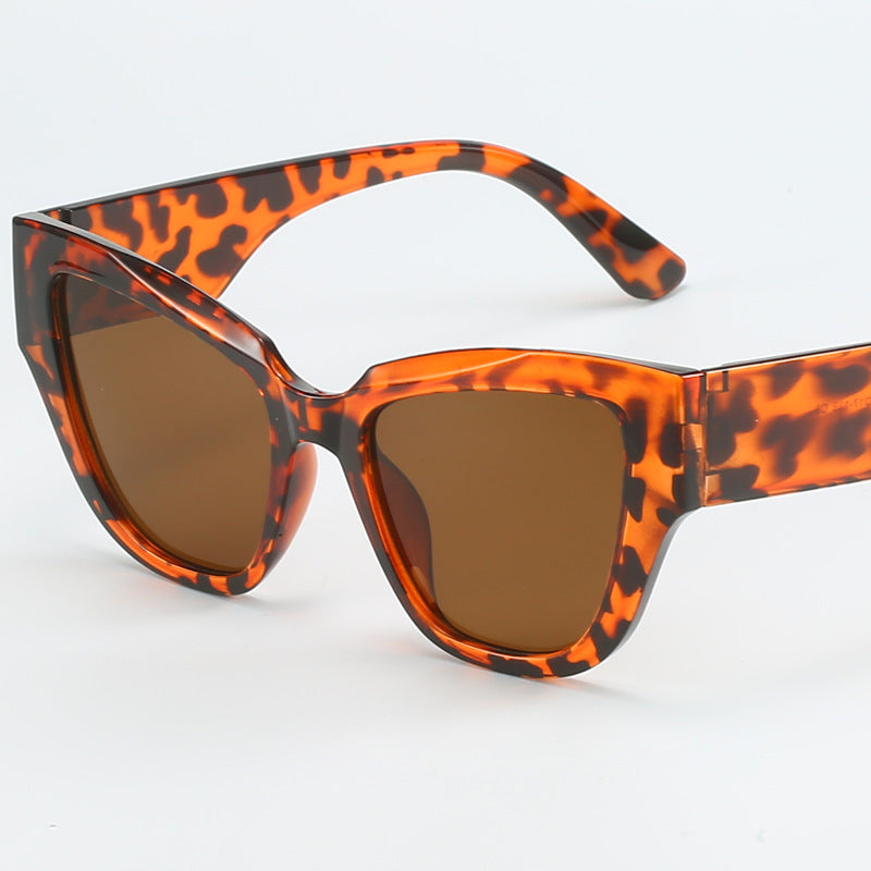 Women's Cat Eye Sunglasses with extravagant Leopard Print Kalsten