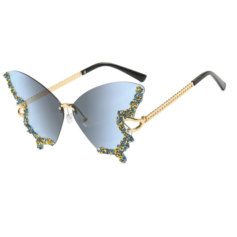 Women's large cat-eye sunglasses with sparkling rhinestone embellishment and elegant frame Kalsten