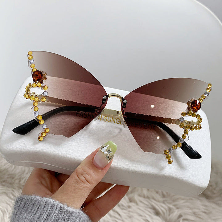 Ladies extravagantly designed sunglasses Kalsten
