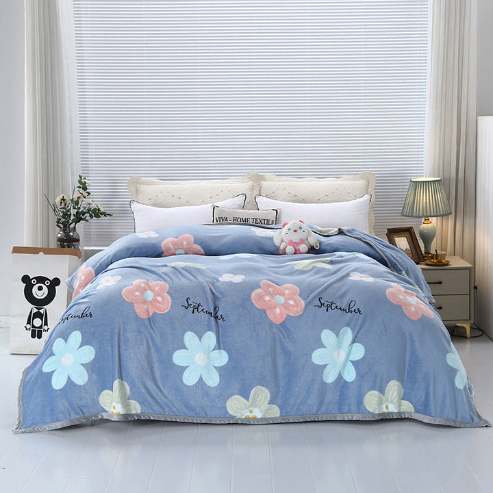 Unisex cuddle blanket with playful cloud design Kalsten