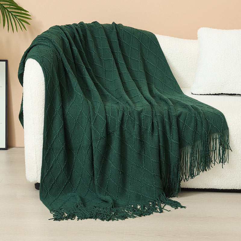 Women Elegant and stylish living and cuddly blanket with fringes Kalsten
