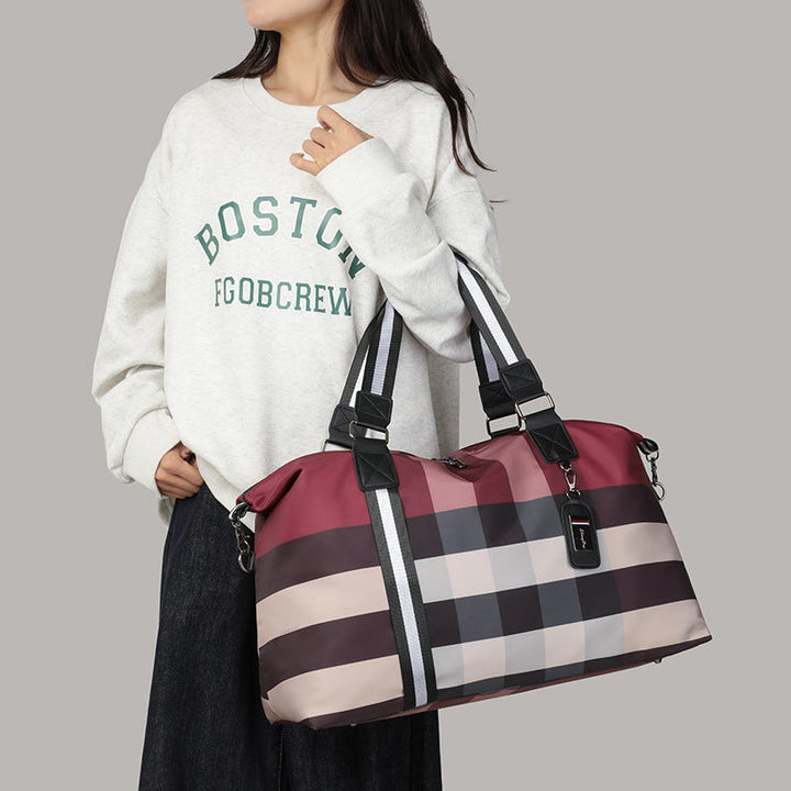 Sporty travel bag with intelligent compartment design Kalsten