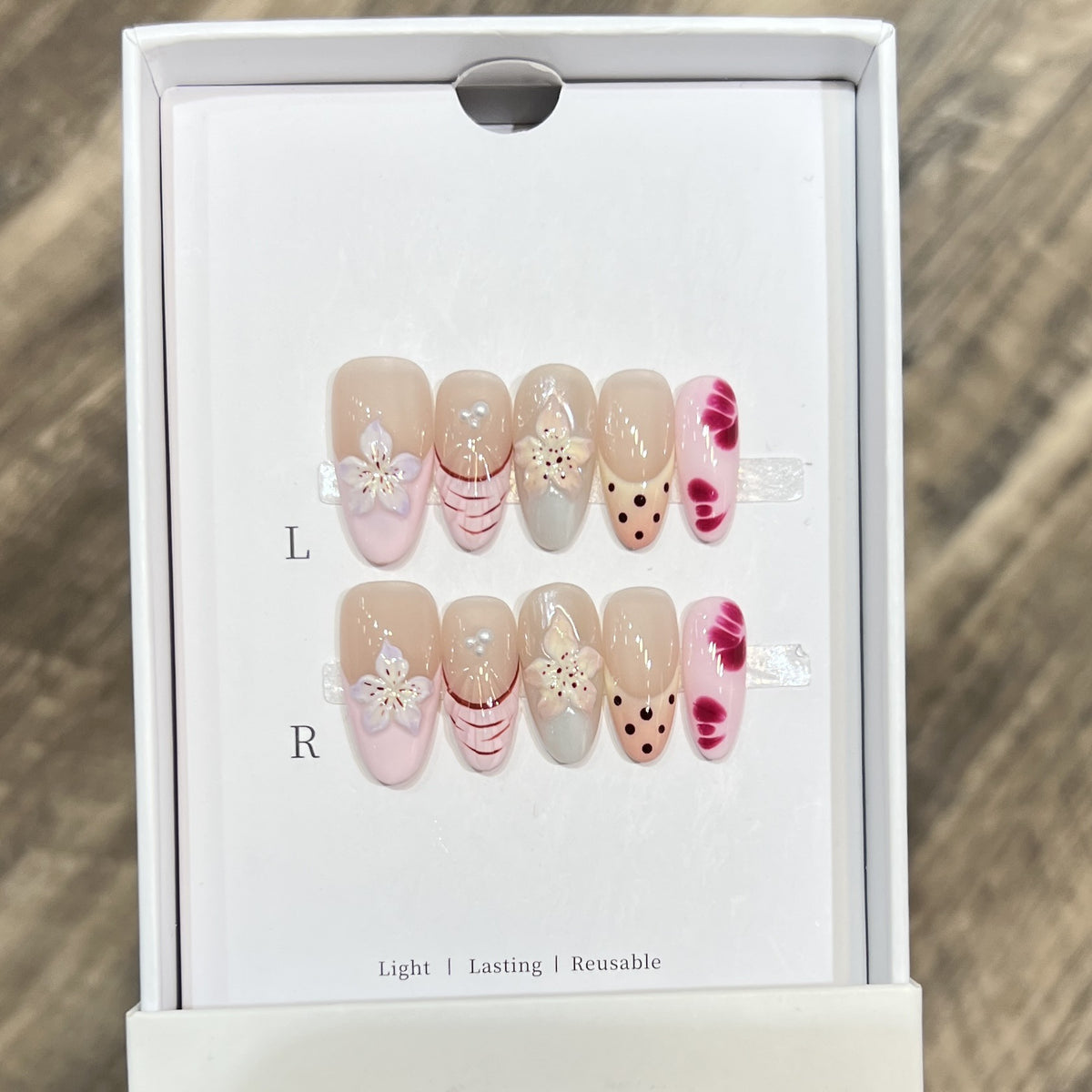Reusable Press-On Nail Set Acalora
