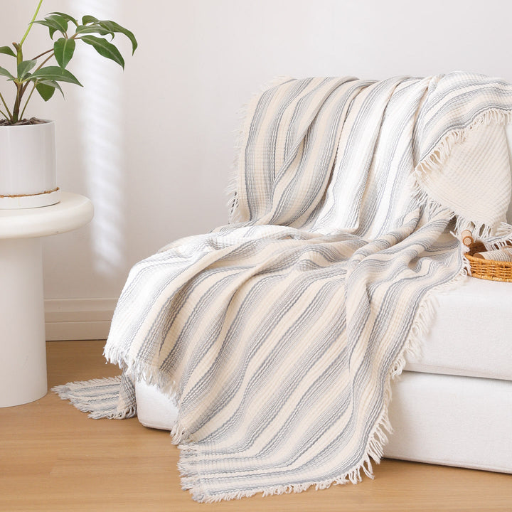 Women modern and stylish waffle structure plaid blanket Kalsten