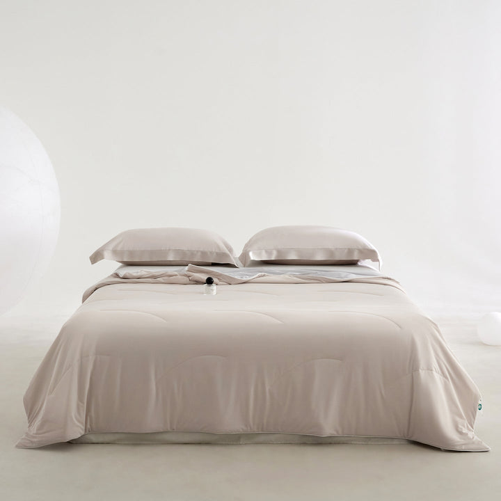 Women's breathable and comfortable blanket with soft texture Kalsten