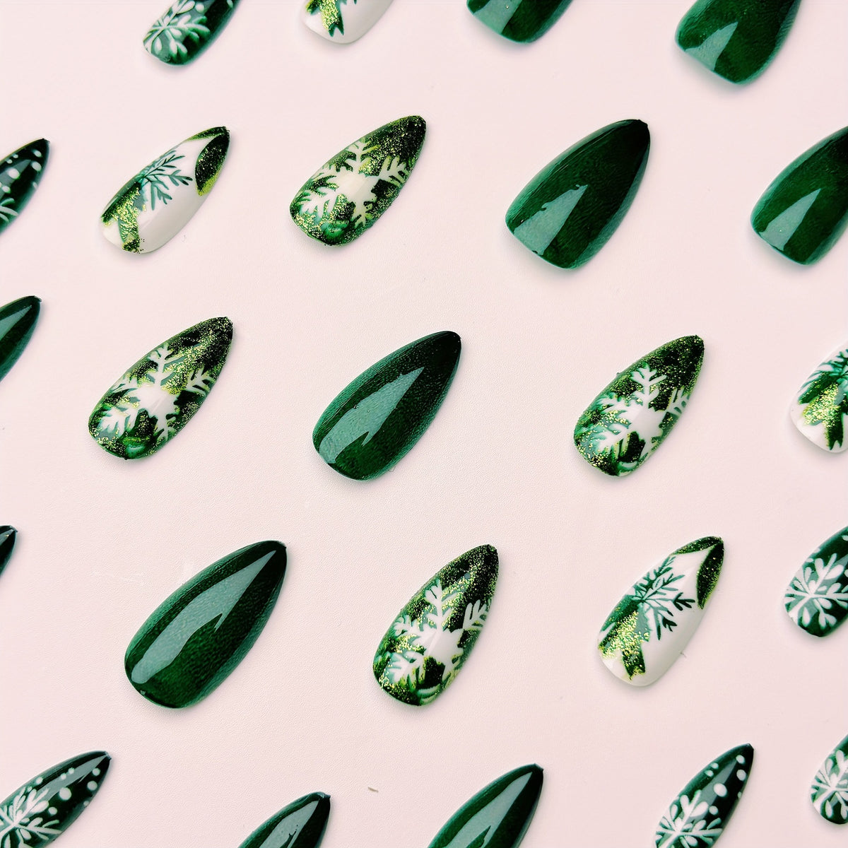Festive Winter-Themed Nail Art Acalora 1788155575