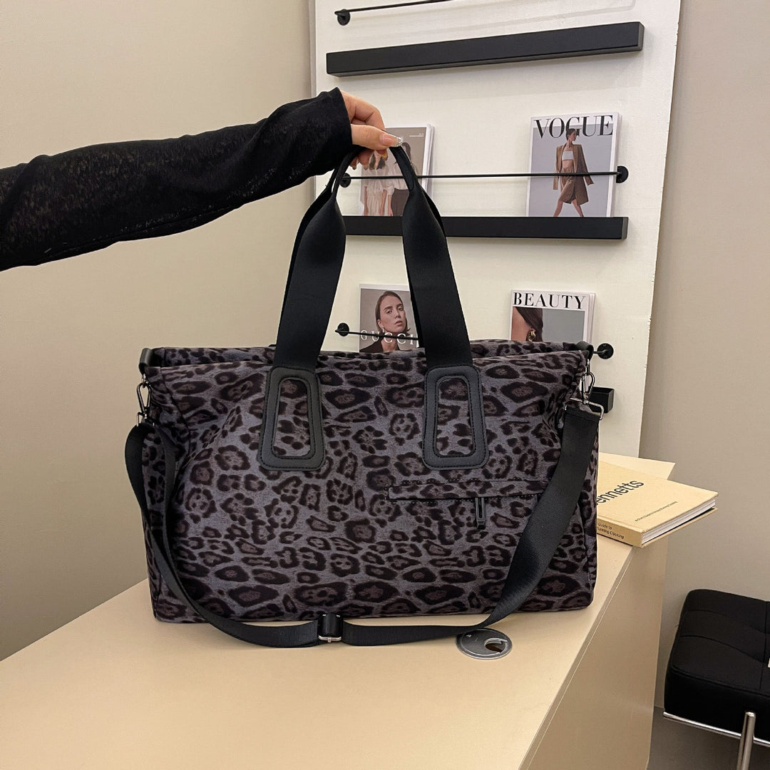 Tote bag with fruity design and multifunctional compartments Kalsten