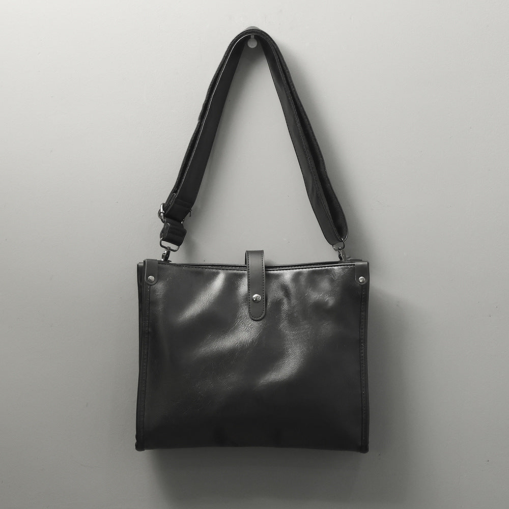 Elegant and Versatile Shoulder Bag Kalsten