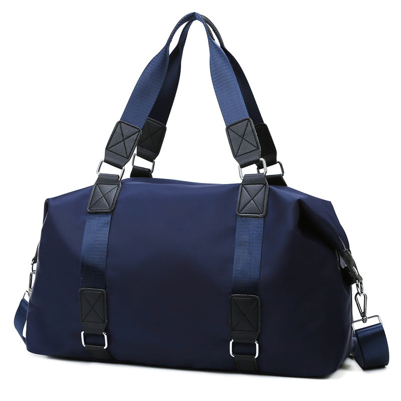 Sports bag with ergonomic carrying handles and versatile interior Kalsten
