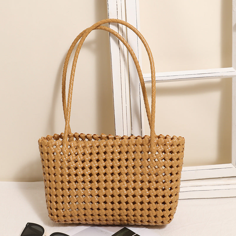 Braided Beach Bag with Practical Folding Mechanism Kalsten