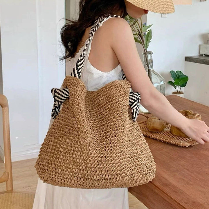 Handcrafted Trendy Straw Bag Kalsten