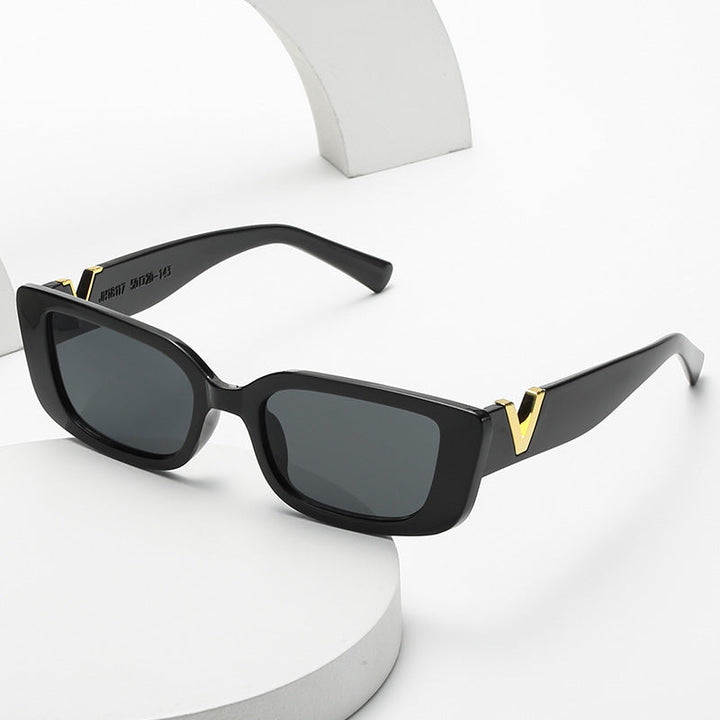 Women's fashionable sunglasses with trendy leopard print and sturdy frame Kalsten