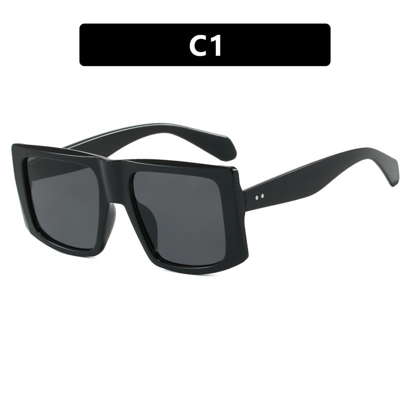 Women's square sunglasses with robust plastic frame and protective UV filter Kalsten