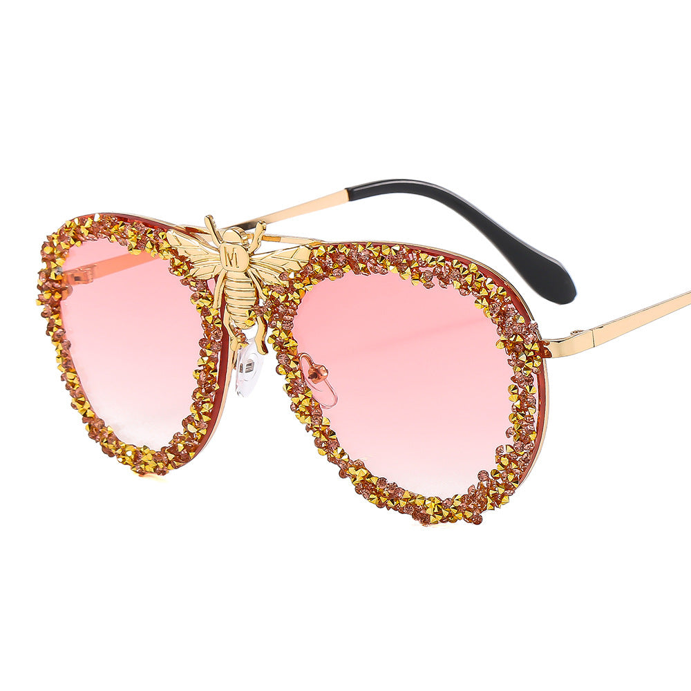 Women Glamorous Oversized Sunglasses with Unique Decorative Frame Kalsten