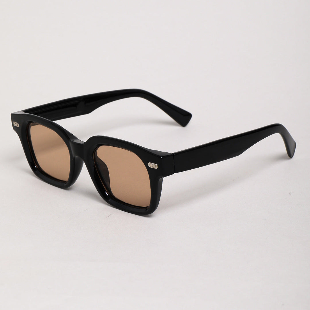 Ladies sunglasses in trendy retro design Kalsten