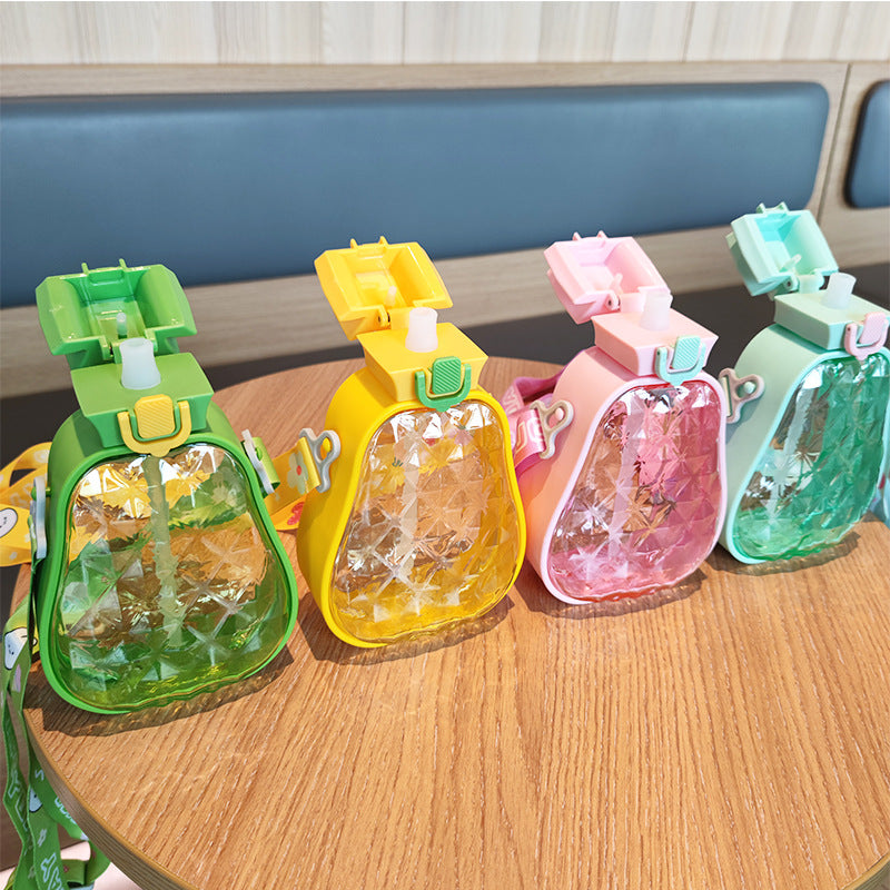 Women's Water Bottle in Pineapple Design Kalsten
