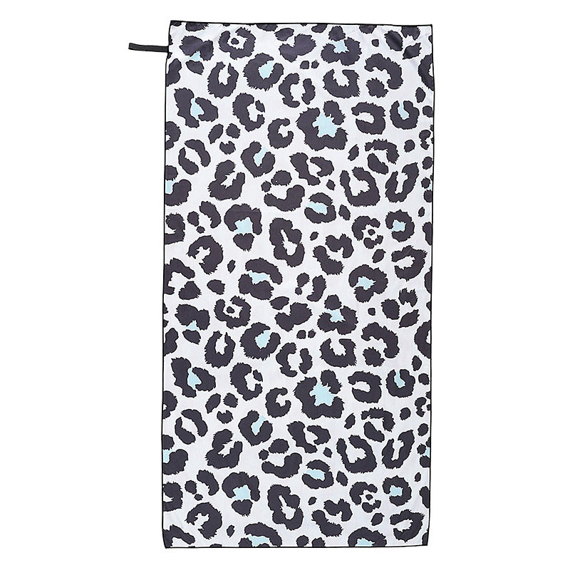 Beach towel with artistic mandala design Kalsten