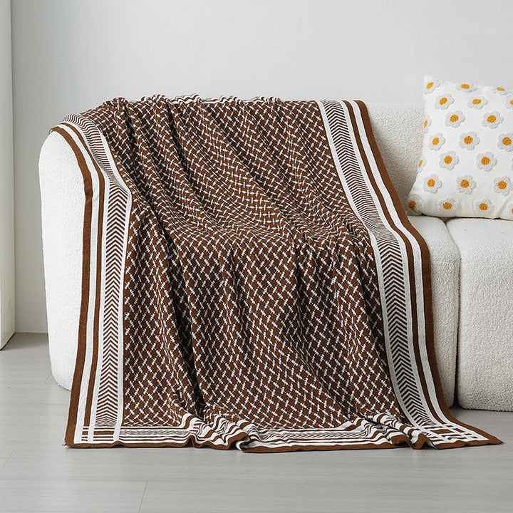 Women's Elegant Snuggle Blanket made of Soft Knit with Geometric Pattern Kalsten