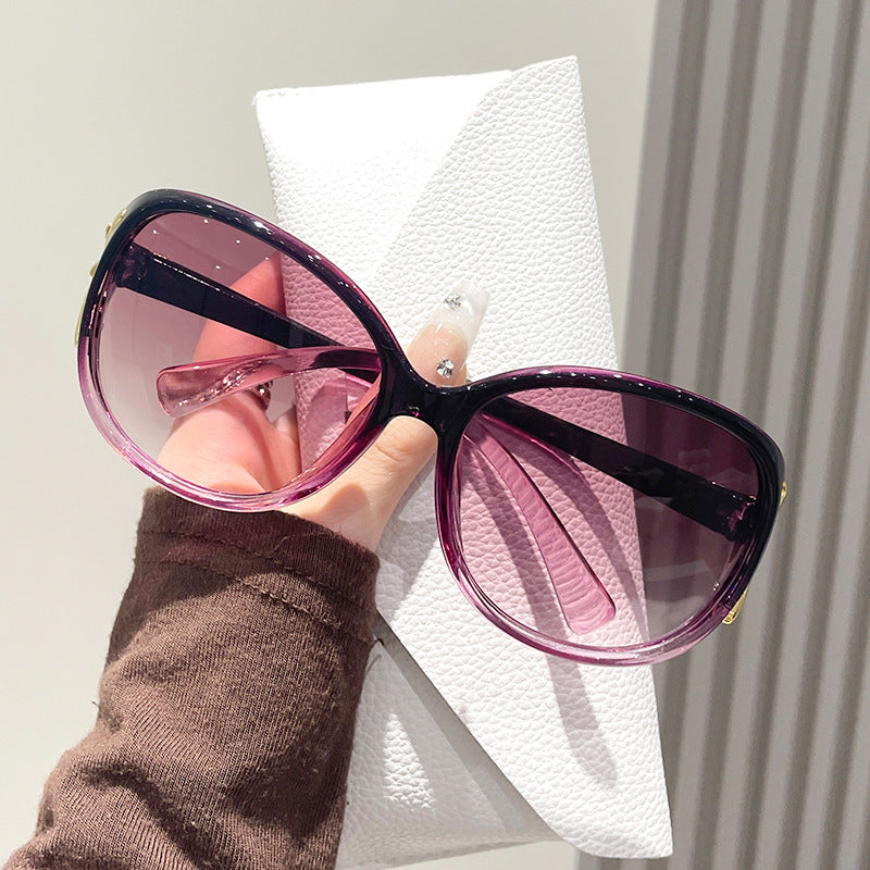 Women Oversized Sunglasses with Fashionable Gradient Design Kalsten