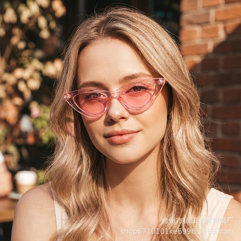 Ladies Cat-Eye Sunglasses with Elegant Tortoiseshell Pattern Kalsten