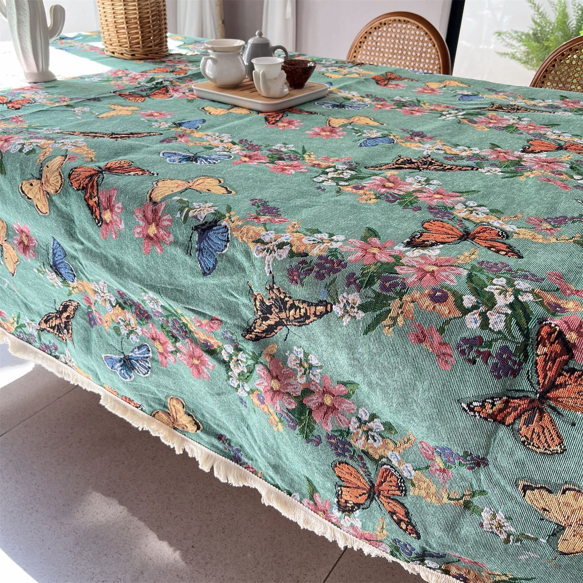 Elegant Floral Table Cover