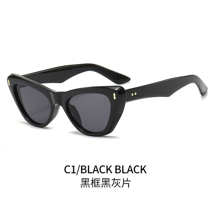 Ladies Cat-Eye Sunglasses with Elegant Accentuated Frame Kalsten