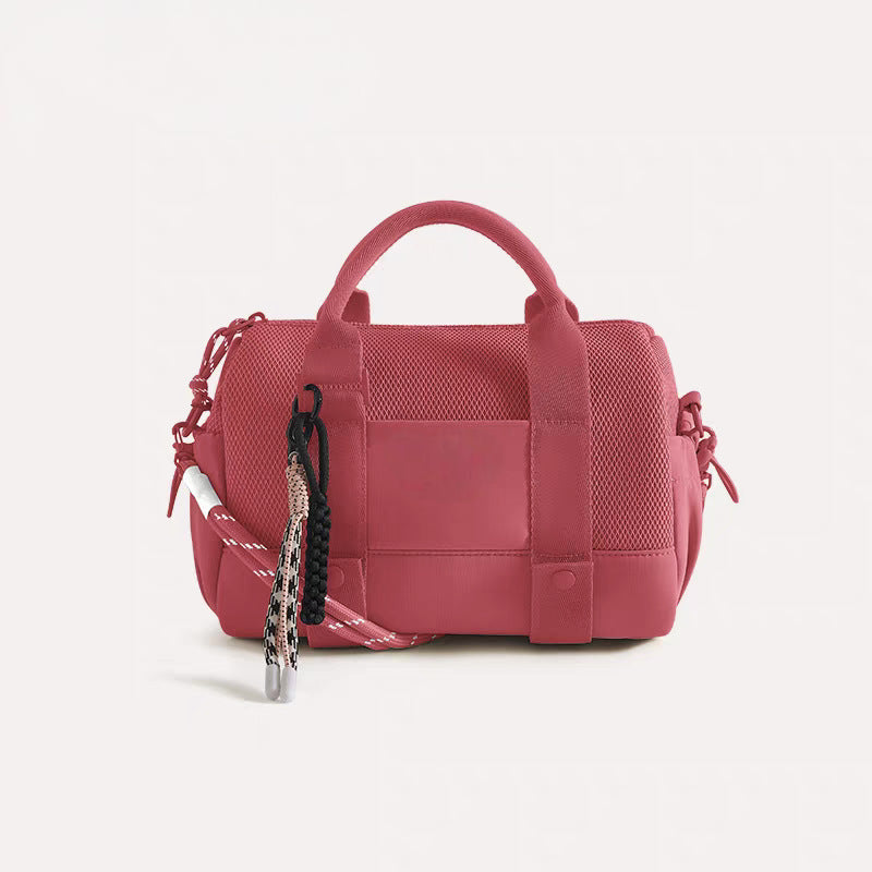 Practical sports bag with mesh structure and removable shoulder strap Kalsten