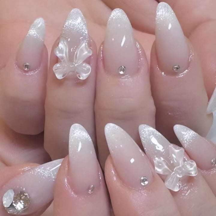 Elegant and Artistic Nail Tips Kalsten