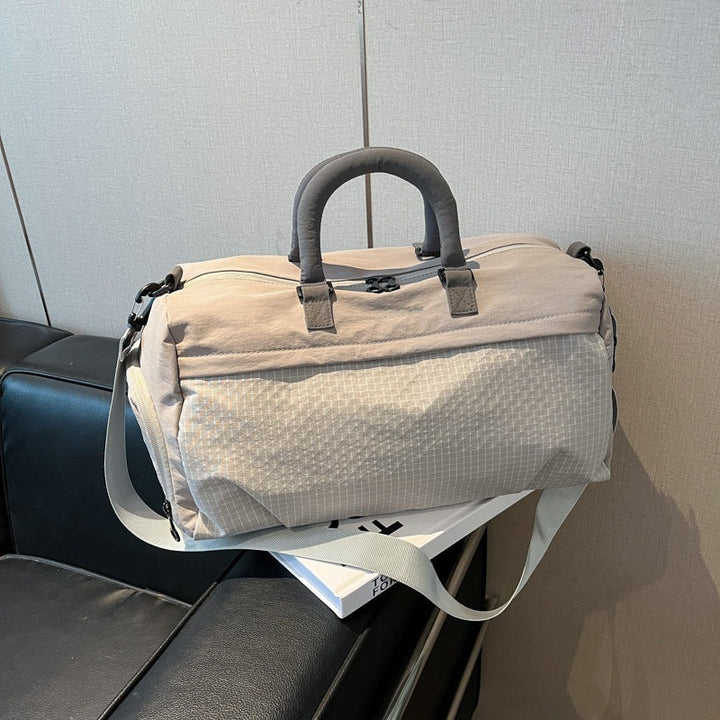 Travel bag with removable shoulder strap Kalsten