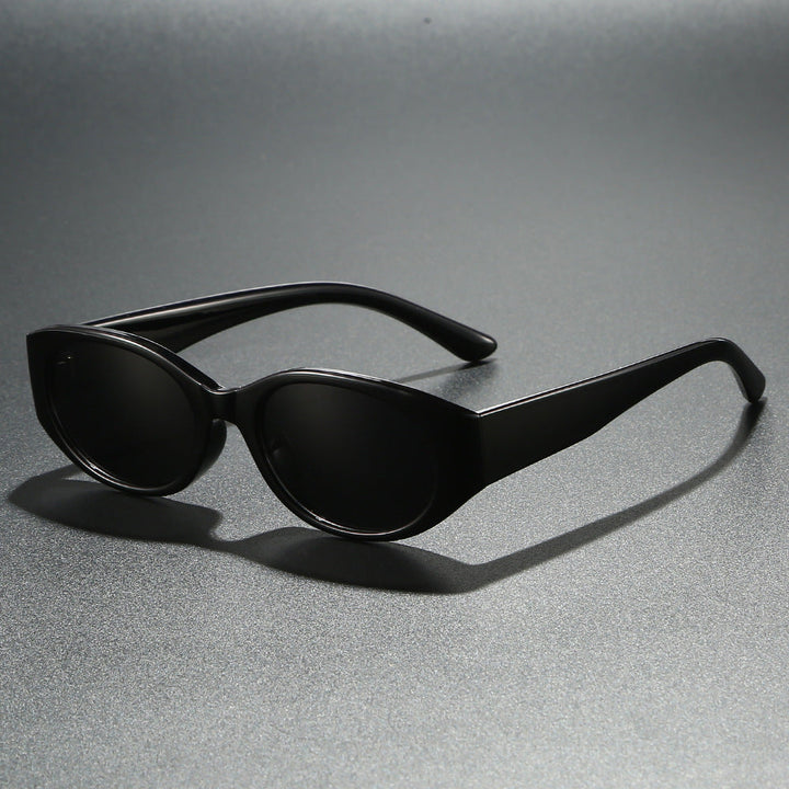 Women’s fashionable sunglasses with curved design and elegant shape Kalsten