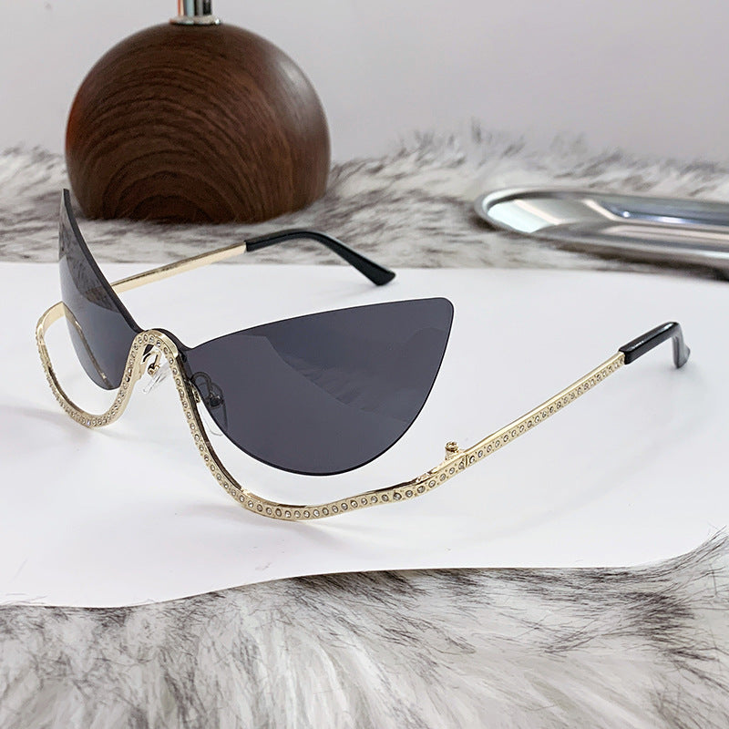 Women's extravagantly shaped Cat-Eye sunglasses with sparkling appliqués Kalsten