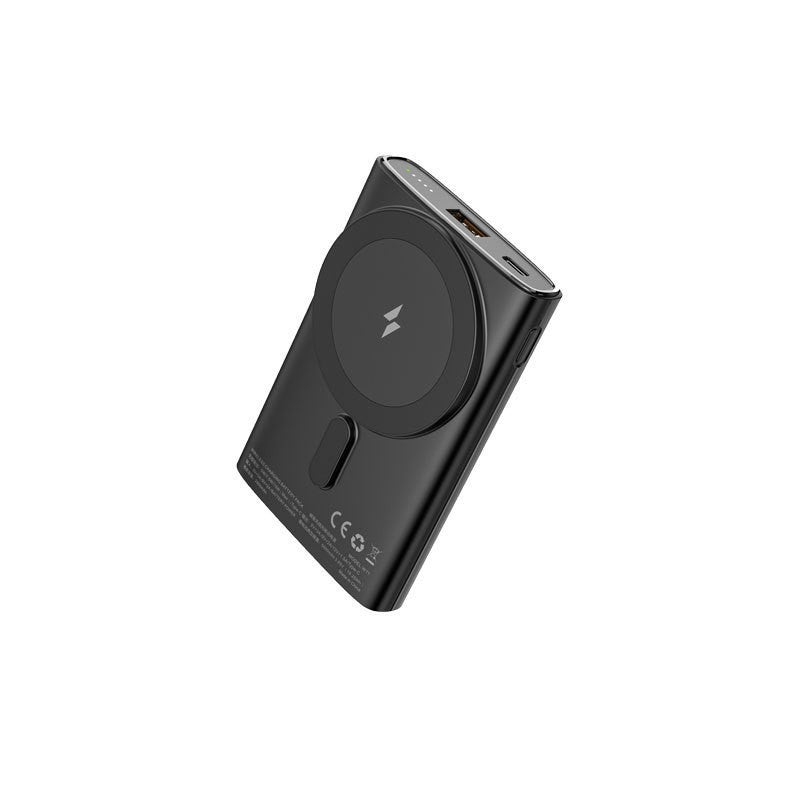Portable high-performance power bank with integrated cable management Kalsten
