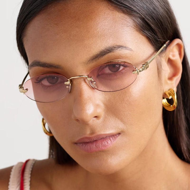 Women's fashion sunglasses with oval frame and elegant accents Kalsten