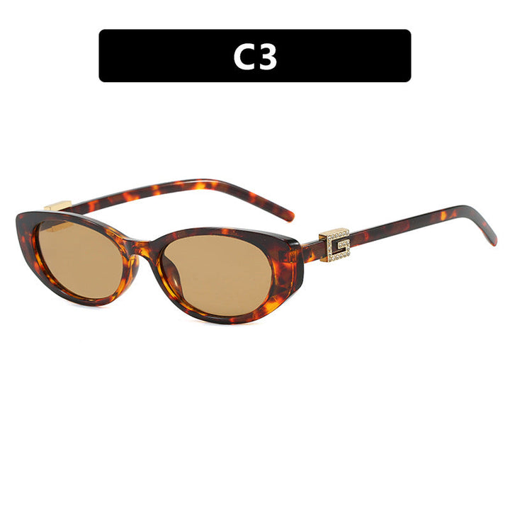Women's cat-eye sunglasses with elegant metal frame and protective UV filter Kalsten