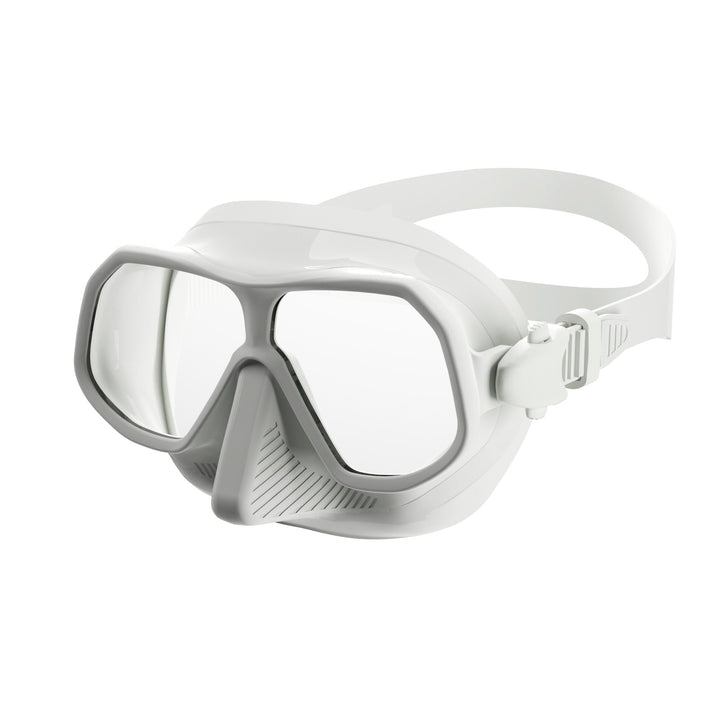 High-performance dive mask with visibility protection and anti-fog technology Kalsten