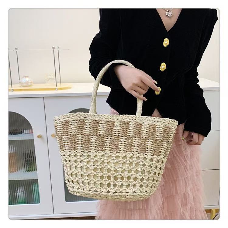 Handwoven basket bag with airy structure Kalsten