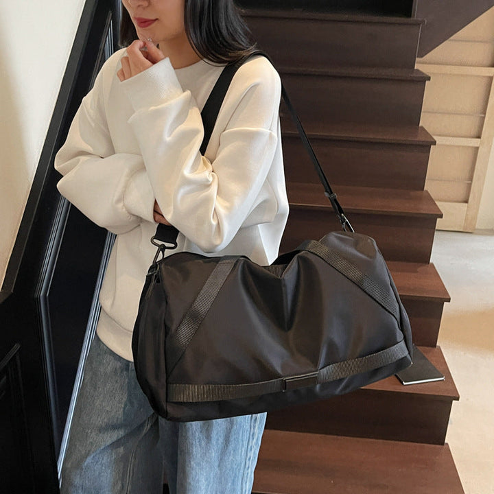 Leisure travel bag with multiple inner compartments Kalsten
