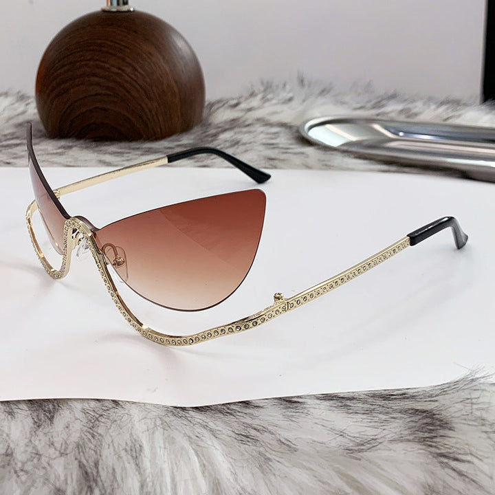Women's extravagantly shaped Cat-Eye sunglasses with sparkling appliqués Kalsten
