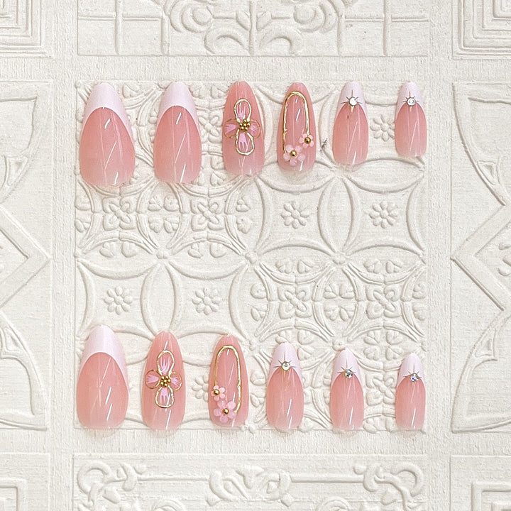 Elegant Press-On Nail Art Set with Floral Accents Kalsten