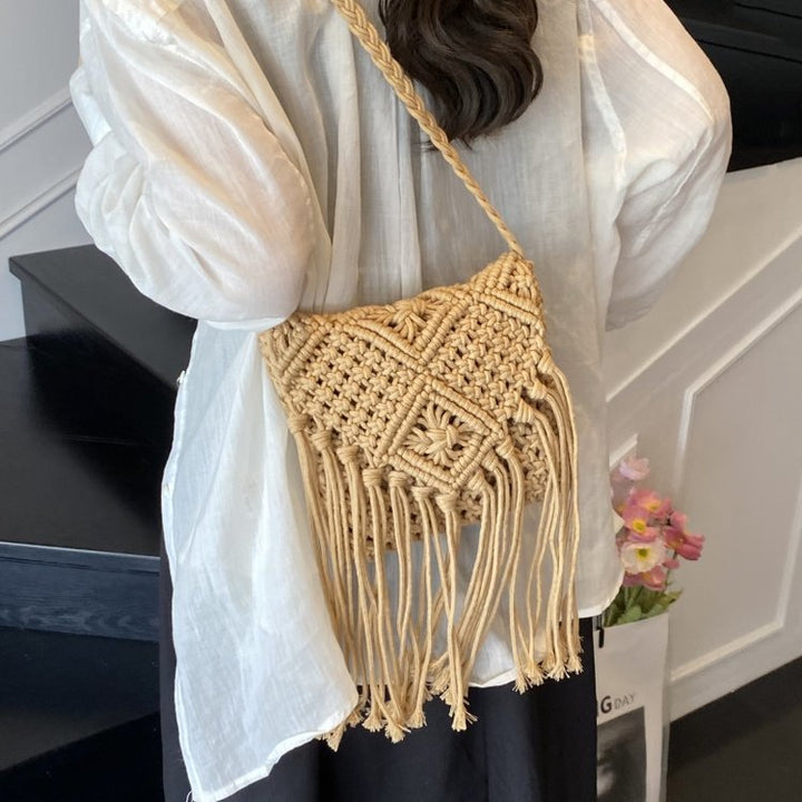 Macrame Shoulder Bag with Fringes Kalsten
