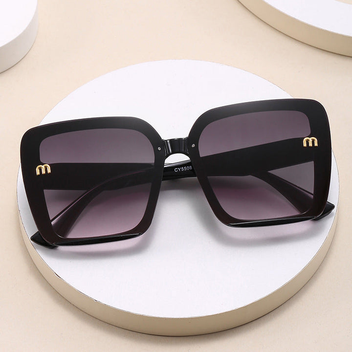 Women's oversized square sunglasses with elegant frame Kalsten