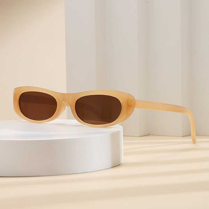 Ladies' fashionable sunglasses in elegant cat-eye style Kalsten