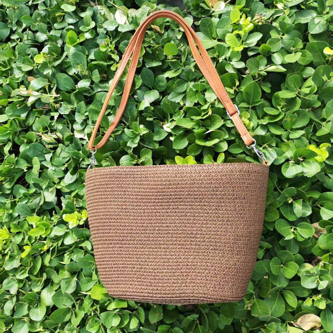 Elegant, Braided Shoulder Bag Kalsten