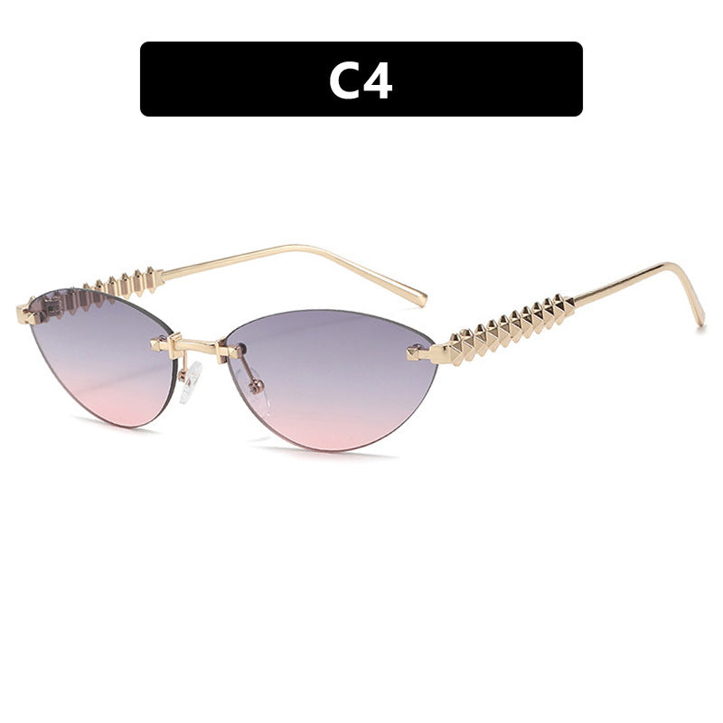 Women's sunglasses in modern, geometric design with stylish metal frame and UV protection Kalsten